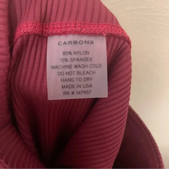 Carbon38 Ribbed 7/8 Legging in Red Size Small - Picture 12 of 12